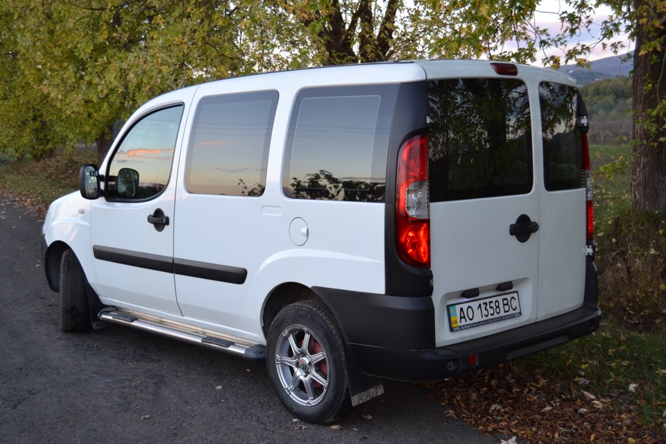 Фиат добло 1.3 дизель. Fiat Doblo 1.2. Фиат Добло 2001 1.2. Фиат Добло 1.9 дизель. Van Fiat Doblo 2003.