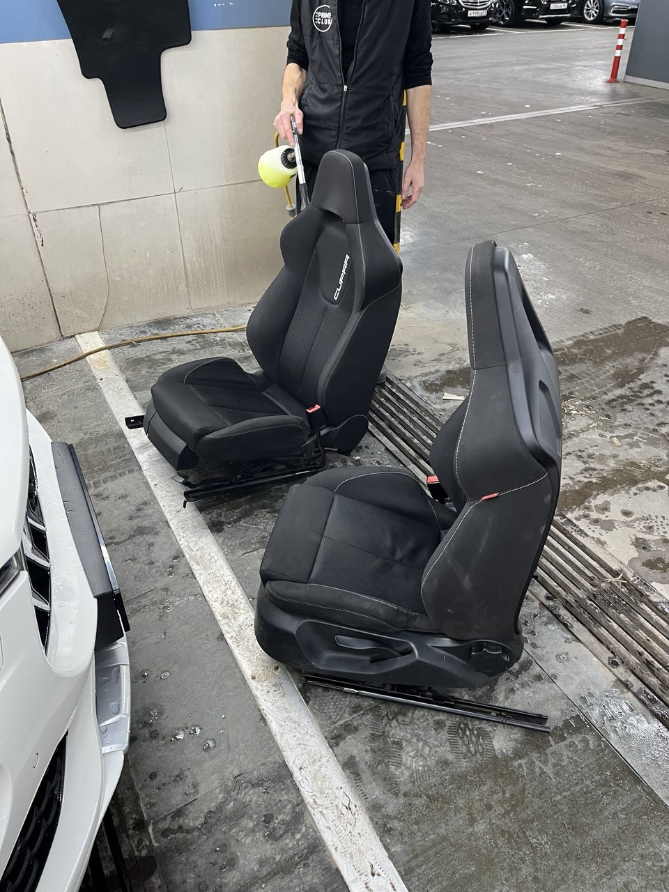 Фото в бортжурнале SEAT Leon FR (Mk2)