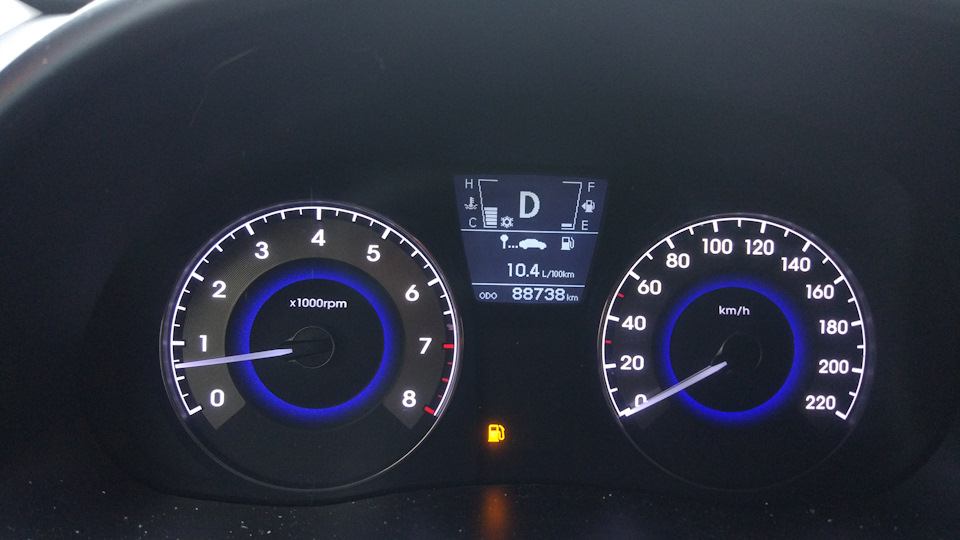 ТО7 и замена передних тормозных колодок — Hyundai Solaris Hatchback, 1 ...