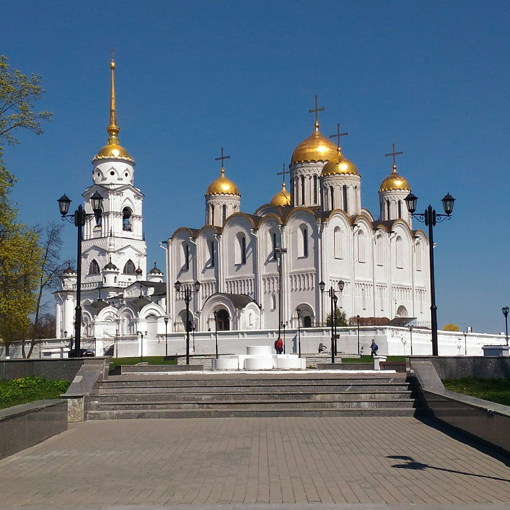 Три владимира. Успенский собор во Владимире на Клязьме. Храм во Владимире Успенский собор. Успенский собор во Владимире 12 век. Успенского собора во Владимире.