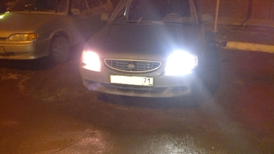 Ксенон покраснел — Hyundai Accent (2G), 1,5 л, 2006 года | электроника ...