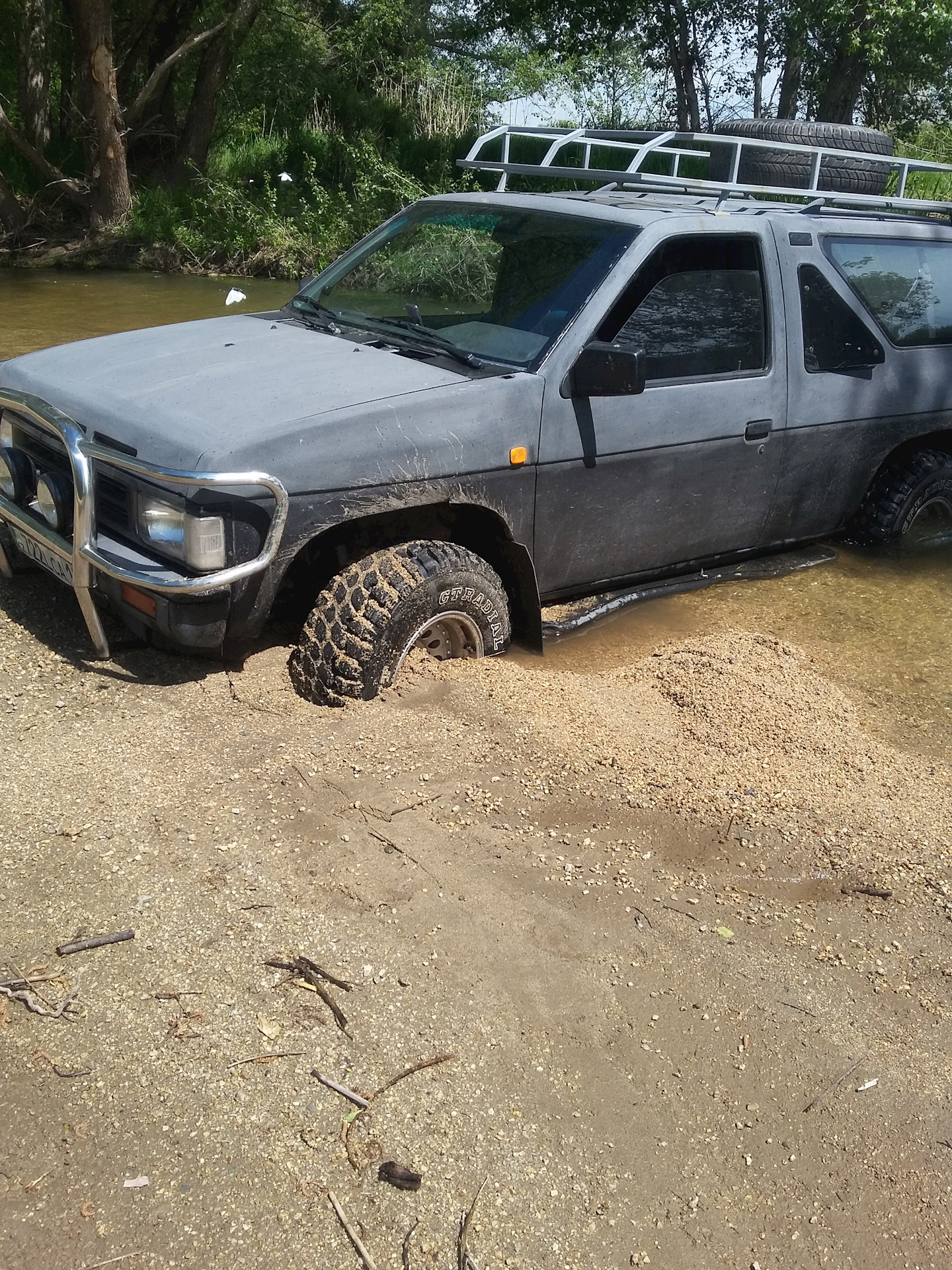 Не зная броду, не лезь в воду) — Nissan Terrano I, 2,7 л, 1989 года ...