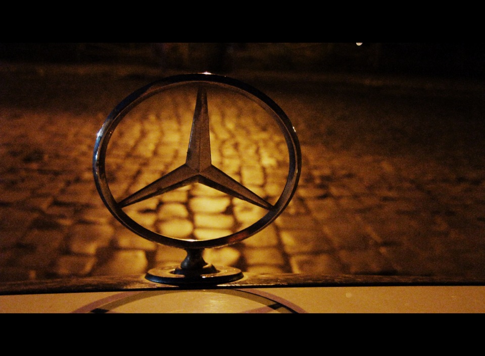 снайпер прицел бателфилд 4. прицел снайперский оптический. снайперская винтовка с оптическим прицелом. снайперский прицел. снайпер целится в прицел винтовки.