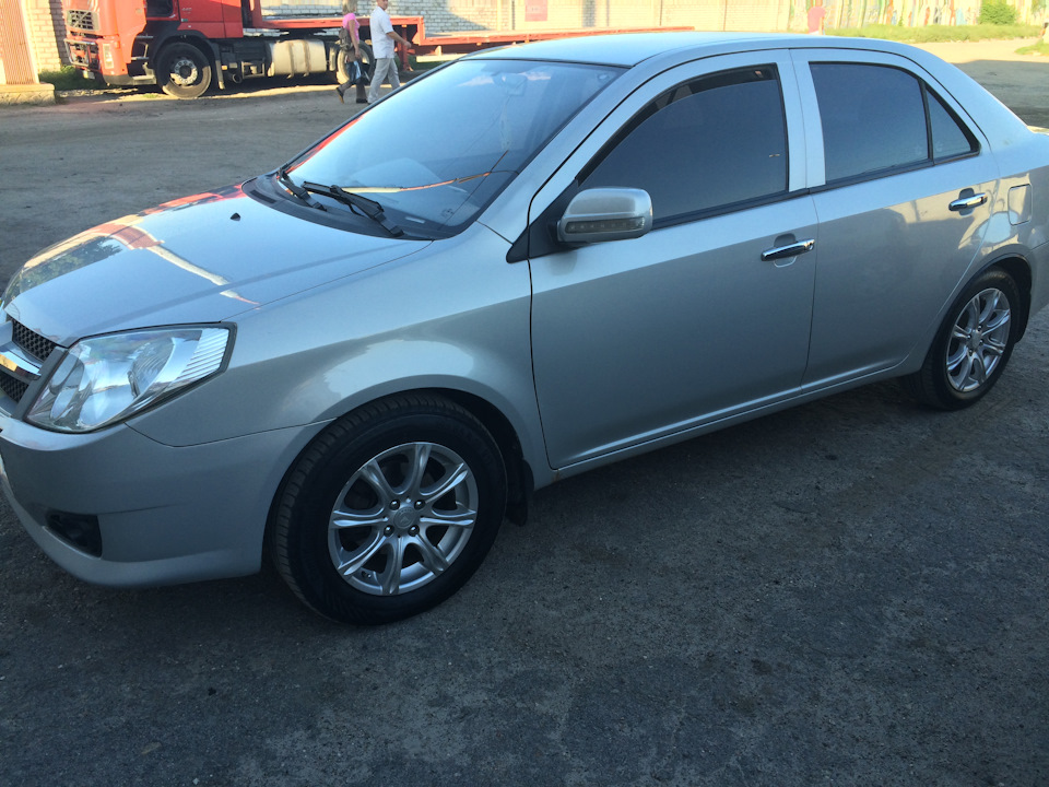 Geely mk 2008 отзывы владельцев недостатки