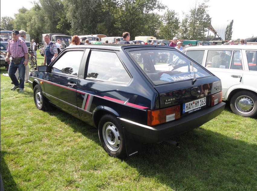 Немецкой сборки. Lada Samara 3. Экспортная ВАЗ 2108 Германия. Lada 2108 в Германии. ВАЗ 2108 немка.