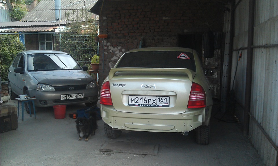 Друзья прежде всего. — Lada Калина седан, 1,6 л, 2006 года | своими ...