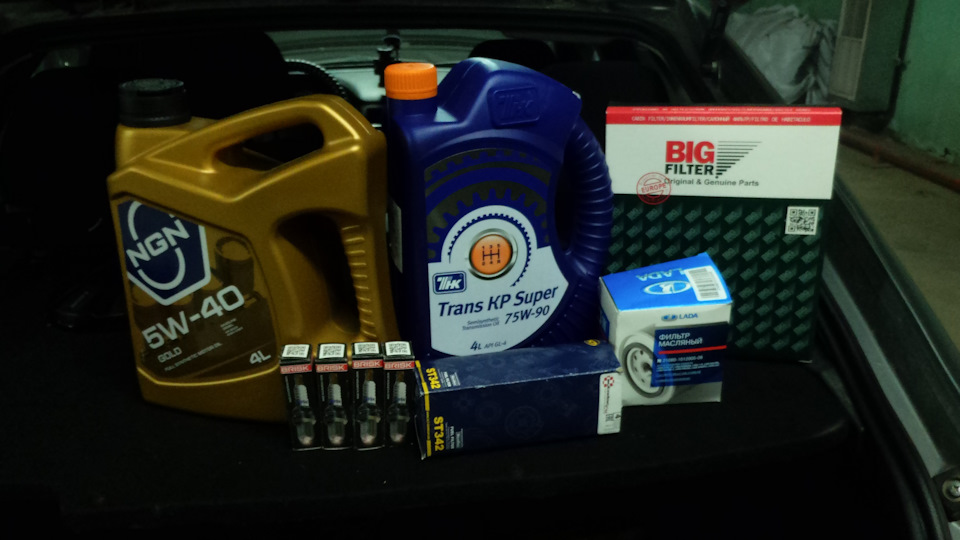 Каждые 10 тысяч или очередное ТО… и как поменять свечи на приоре ...