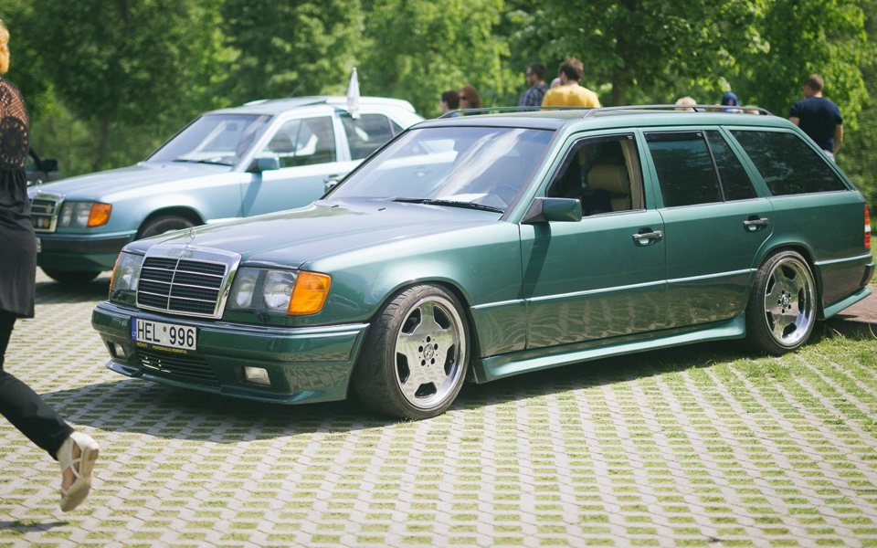 Фото в бортжурнале Mercedes-Benz 190 (W201)