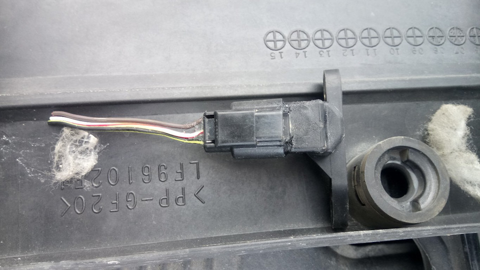 Mazda mpv 3. 0 датчик распредвала. датчик положения коленвала мазда фамилия bj5p. датчик коленвала мазда 3 1. мазда 3 где находится датчик коленвала.