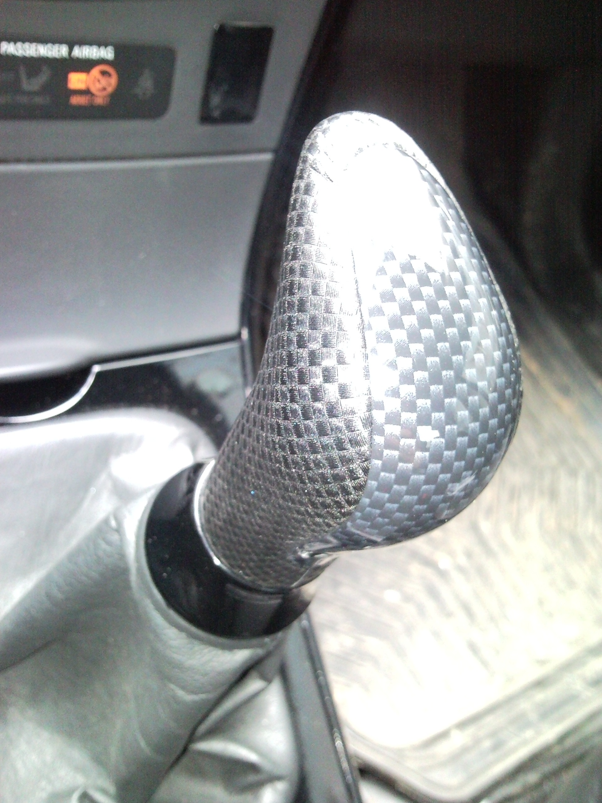Gear knob - Toyota Corolla 16 L 2006