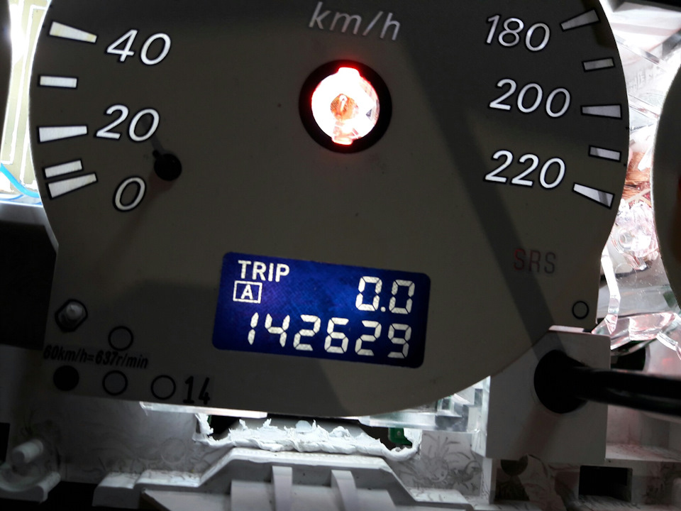 Дисплей приборной панели — Mitsubishi Lancer IX, 1,6 л, 2005 года ...