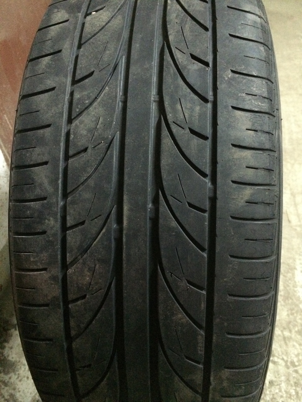 Шины r17. Бриджстоун Sport Tourer my 01. Bridgestone Sports my-01. 215/55r17 Bridgestone Sports Tourer my-02 94v.