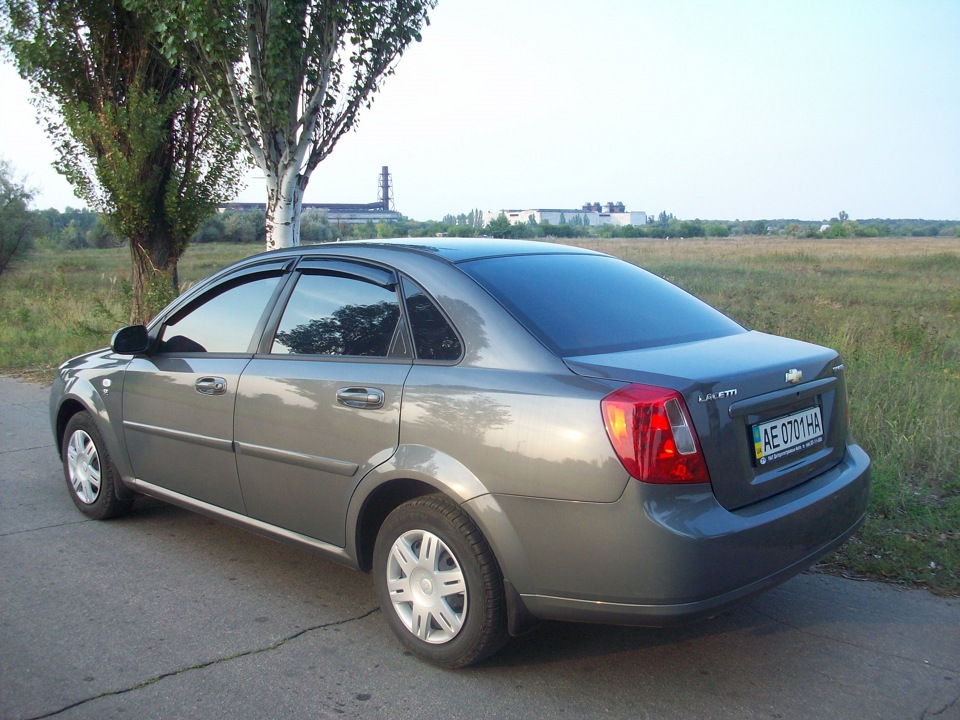 Chevrolet Lacetti 2010 седан