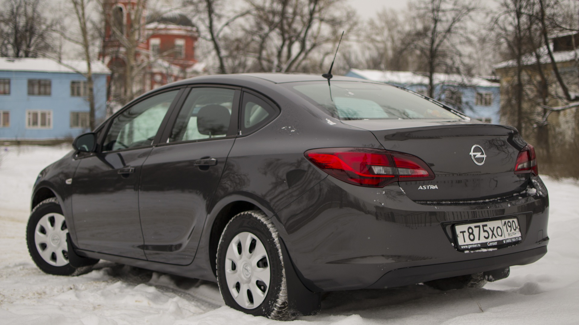 Opel Astra j 2014 седан