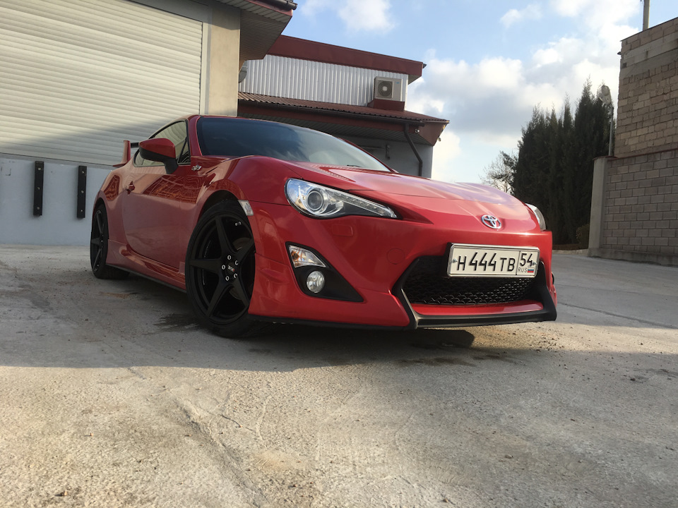 Toyota gt86 r19