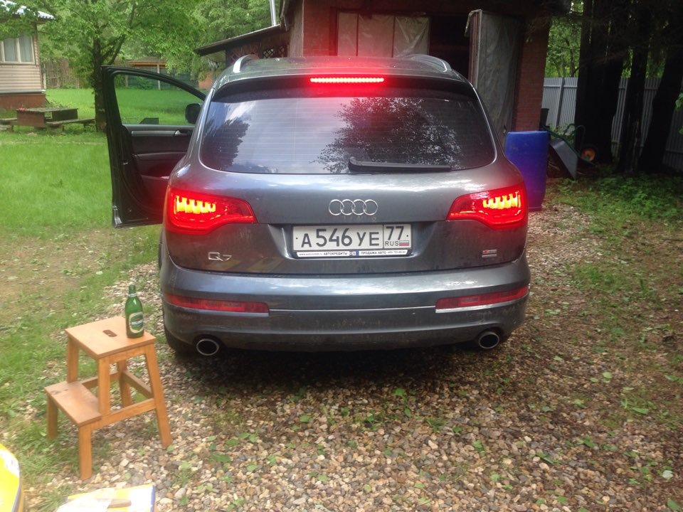 Не горят задние фонари audi q7