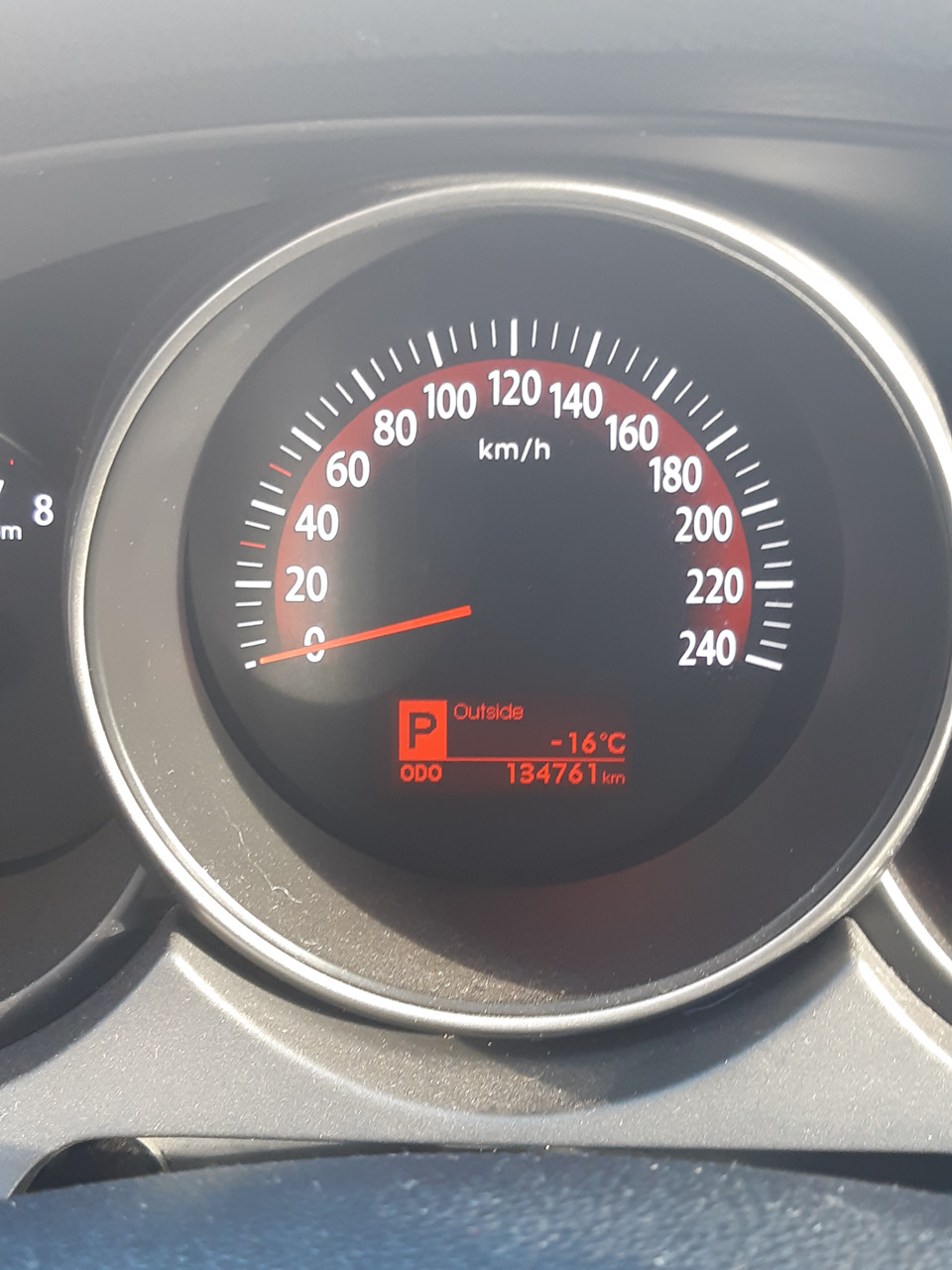 Запели звонко пискуны или 135т.км. — первая замена передних тормозных ...