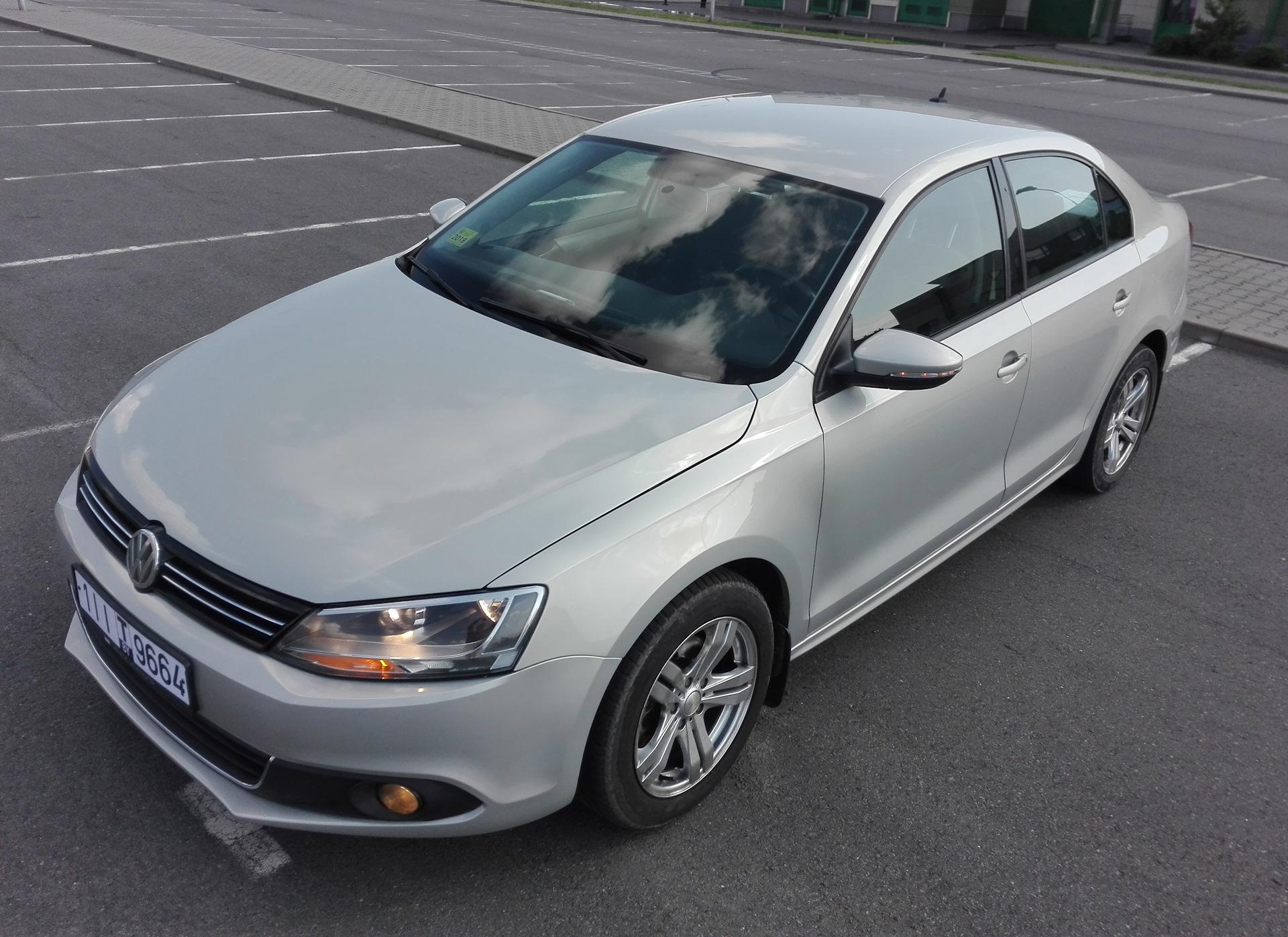 За 1 осмотр авто постарел на год ИЛИ понижение года выпуска — Volkswagen  Jetta VI, 1,4 л, 2011 года | наблюдение | DRIVE2