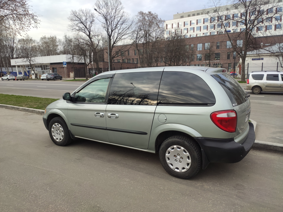 После работы над ошибками. — Chrysler Voyager (4G)