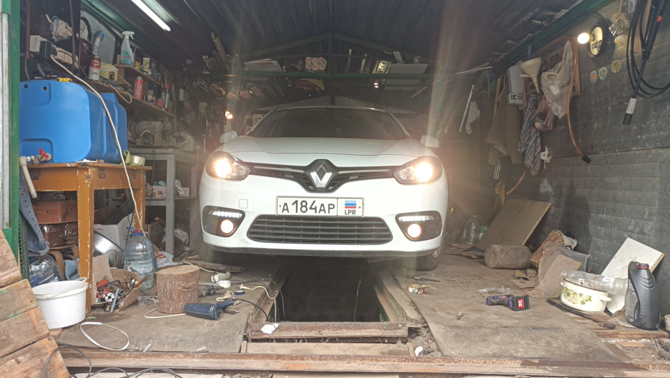Дневные ходовые огни флюенс — Renault Fluence, 1,6 л, 2014 года ...