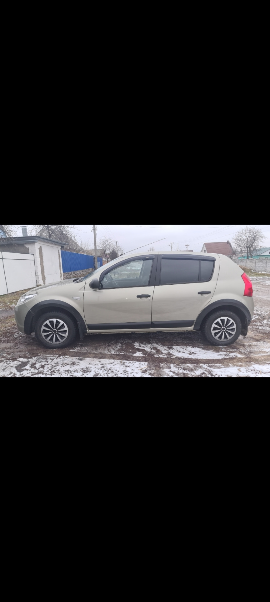 Накладки на колесные арки — Renault Sandero 1G, 1,6 л, 2012 года ...