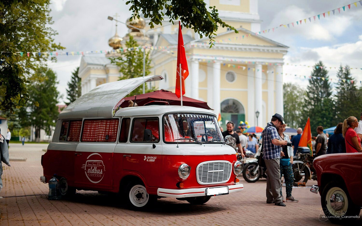 БАБАХ! И чуть не улетели в овраг:) — Barkas B1000, 1,7 л, 1985 года |  колёсные диски | DRIVE2