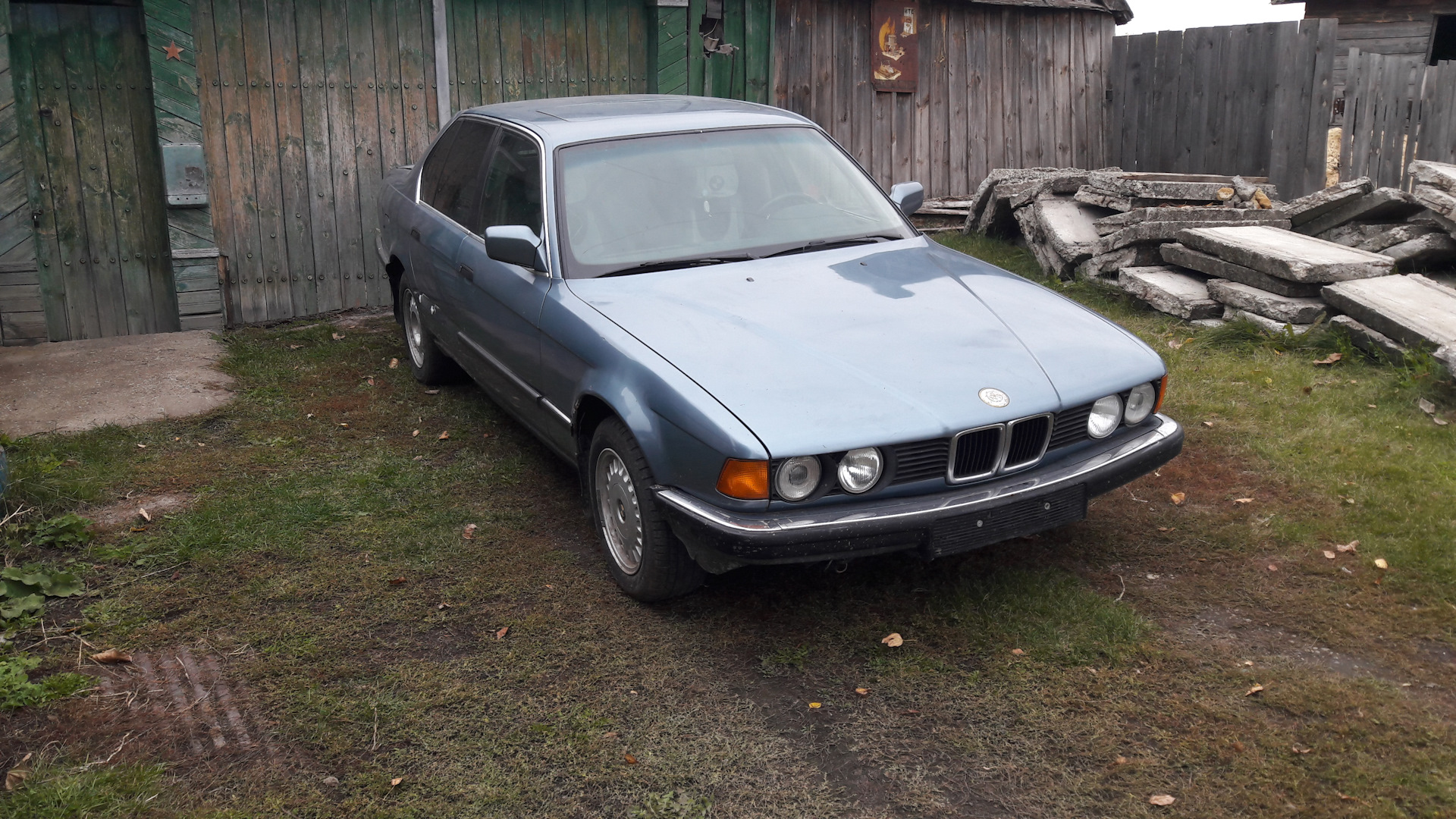 BMW 7 series (E32) 3.0 бензиновый 1988 | Голубая мечта) на DRIVE2