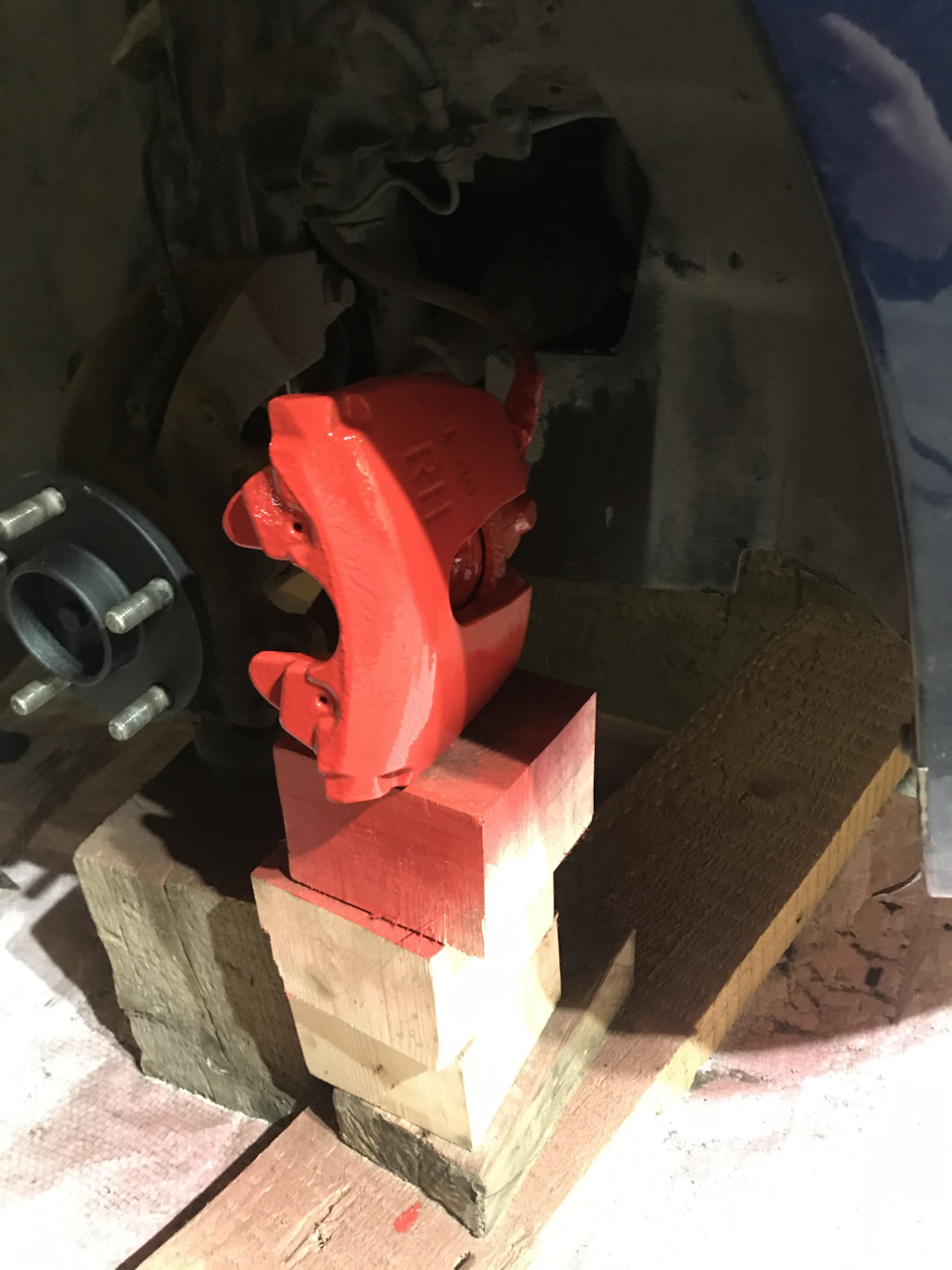 расположение топливного фильтра рено кангу