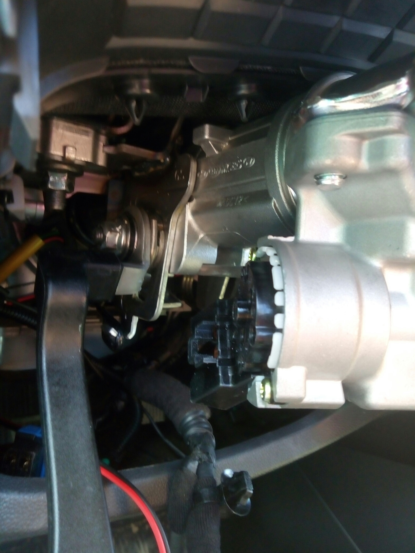 Регулировка руля по вылету быть. — Hyundai Creta (1G), 1,6 л, 2016 года ...