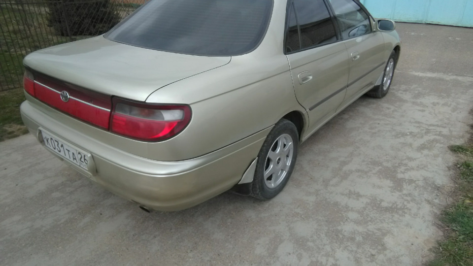 Повышенный расход топлива 13-15 литров. Сильный запах бензина. — Toyota ...