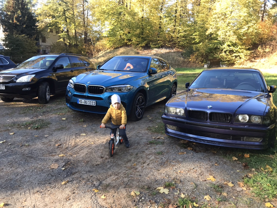 Фото в бортжурнале BMW 7 series (E38)