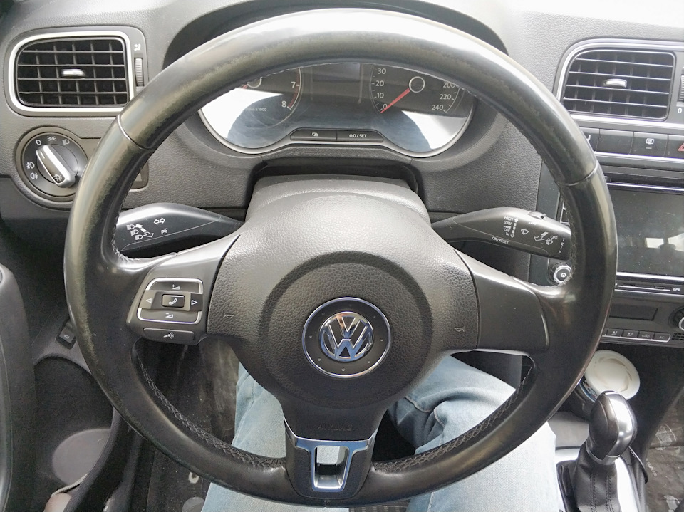 До — Volkswagen Polo Sedan