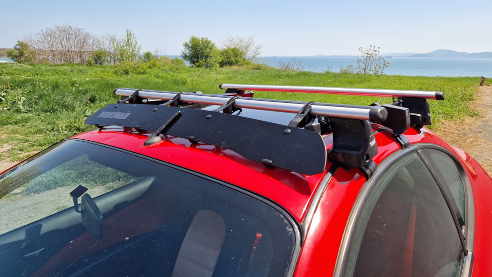 Болгария, ч.12 — фейринг Yakima WindShield 40" и личинки замков Thule ...
