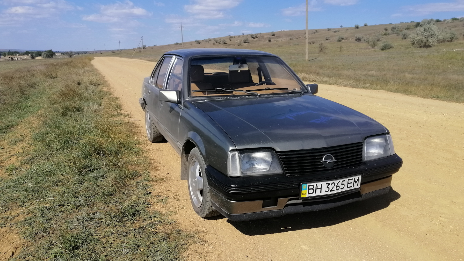 Opel Ascona C 1.6 бензиновый 1987 | 