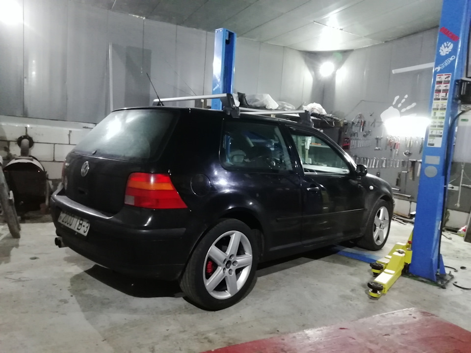 Диски — Volkswagen Golf Mk4, 1,4 л, 1998 года | колёсные диски | DRIVE2