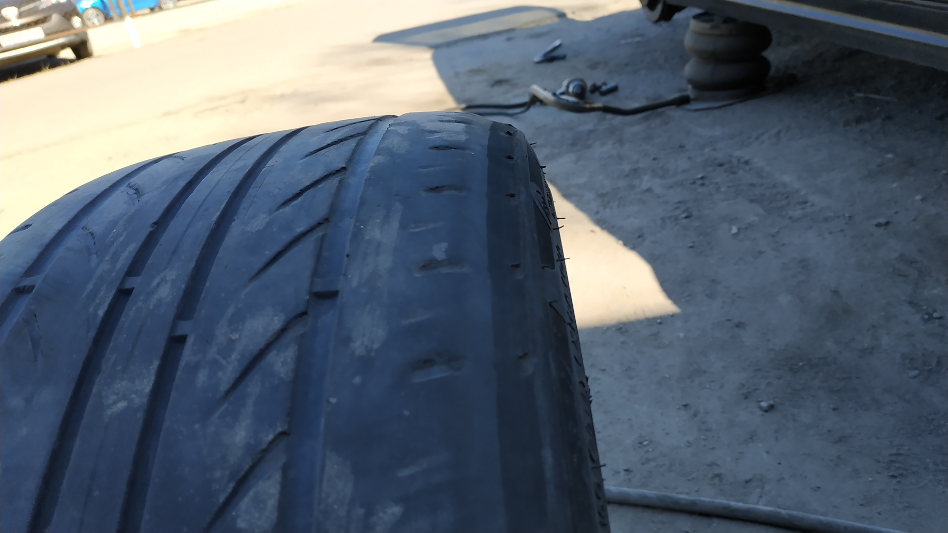 Износ задней резины — BMW 3 series Touring (E46), 2 л, 2003 года | шины ...