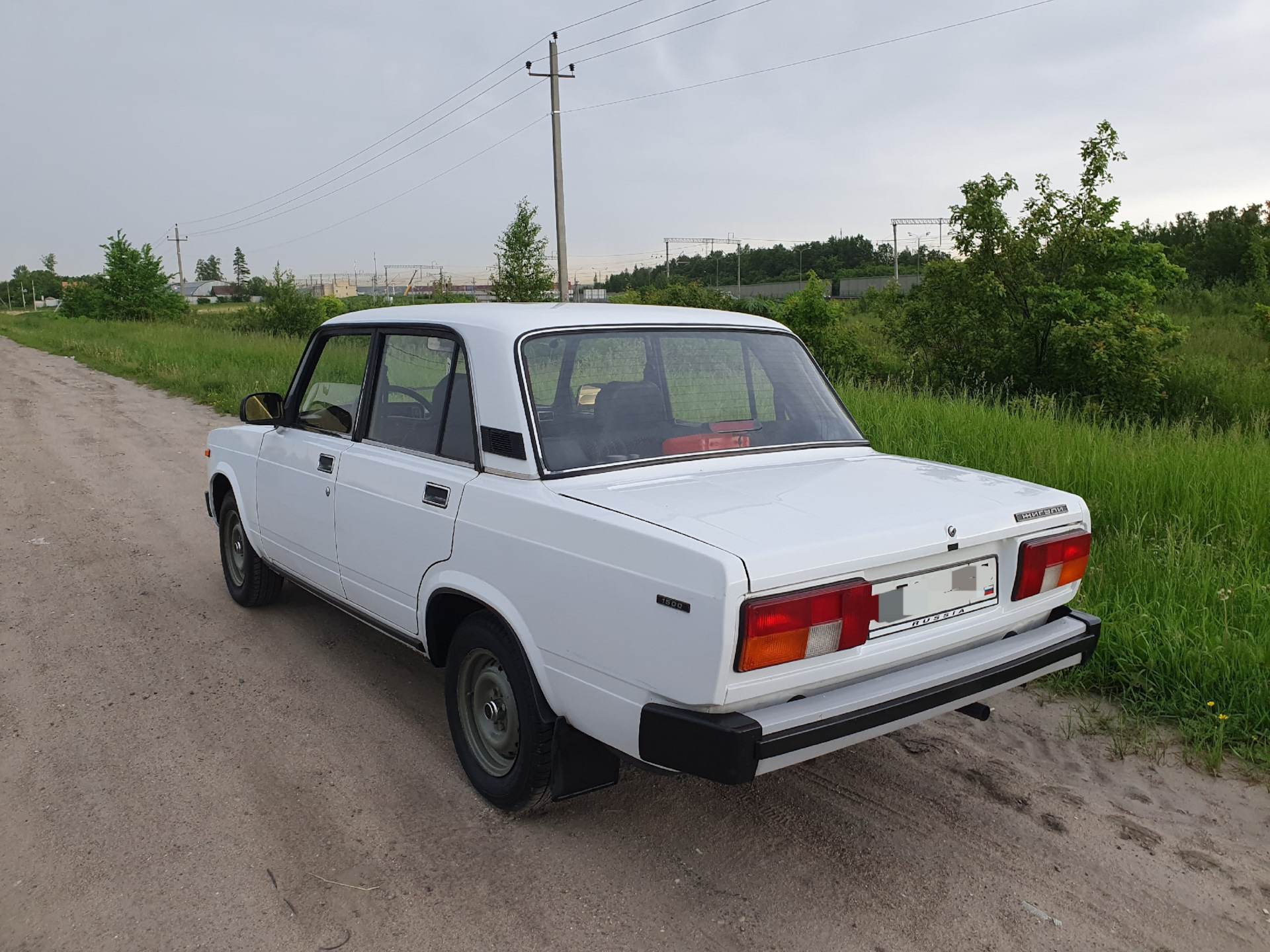 Ваз 21053. Лада 21053. Lada 2105 ярко белая. ВАЗ 2105 ярко белый. 2105 Драйв белая.