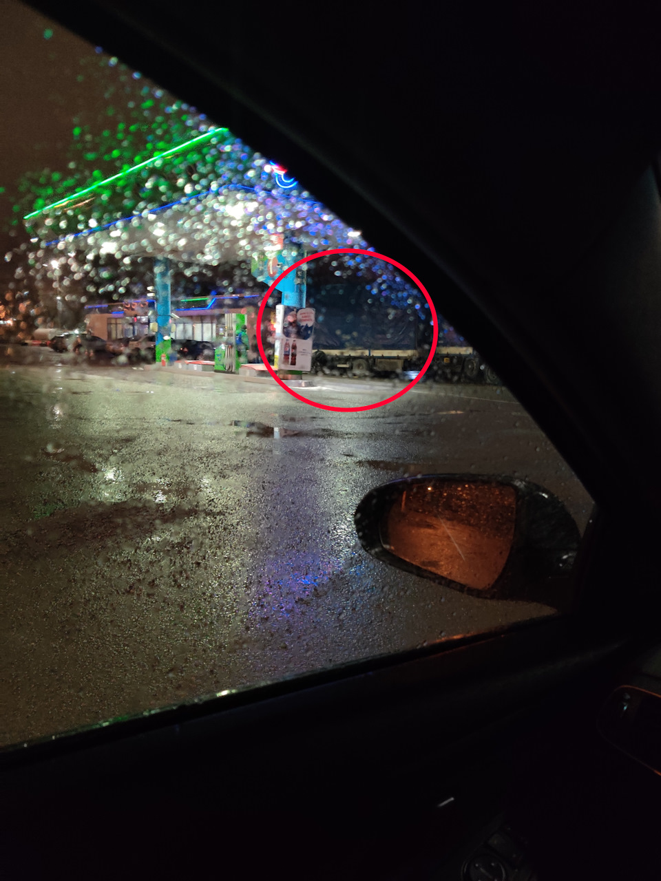 Шинка за прицепом, буквально 20-30 метров по диагонали — Hyundai i30 N