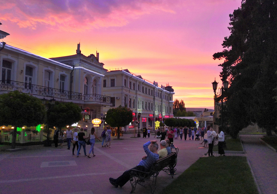 Кисловодск Курортный бульвар ночной