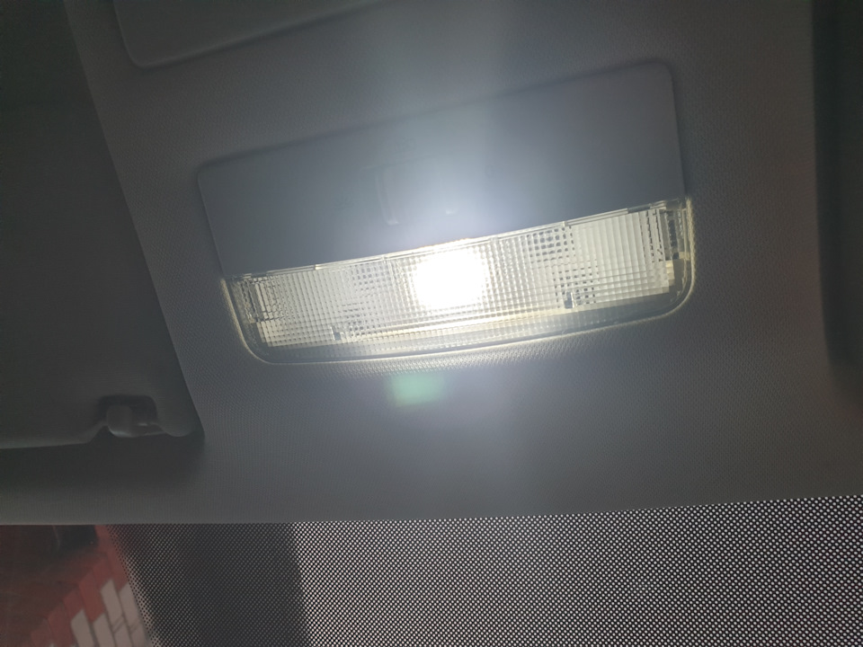 Чистка моторчика печки и смазка + led лампы в салон c5w — Skoda Octavia ...