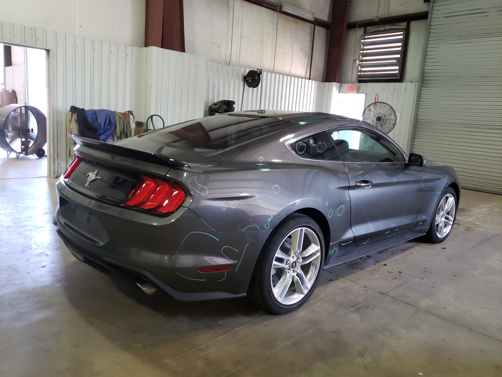 Ford Mustang 2018 Gray