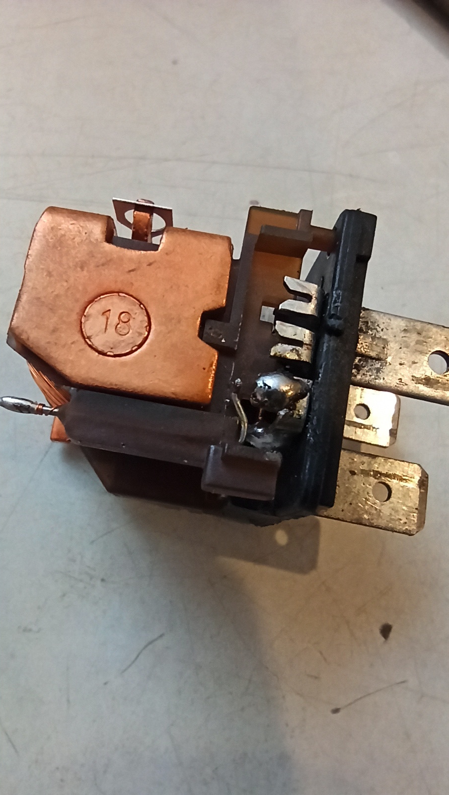 Реле 109… — Volkswagen Caravelle (T4), 2,5 л, 1998 года | наблюдение ...