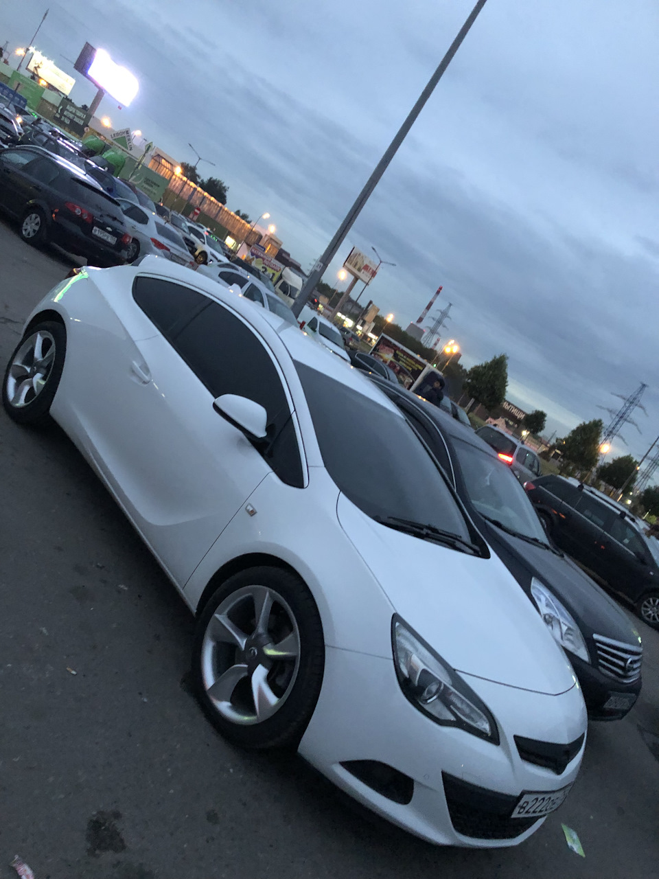 Opel Astra GTC r19