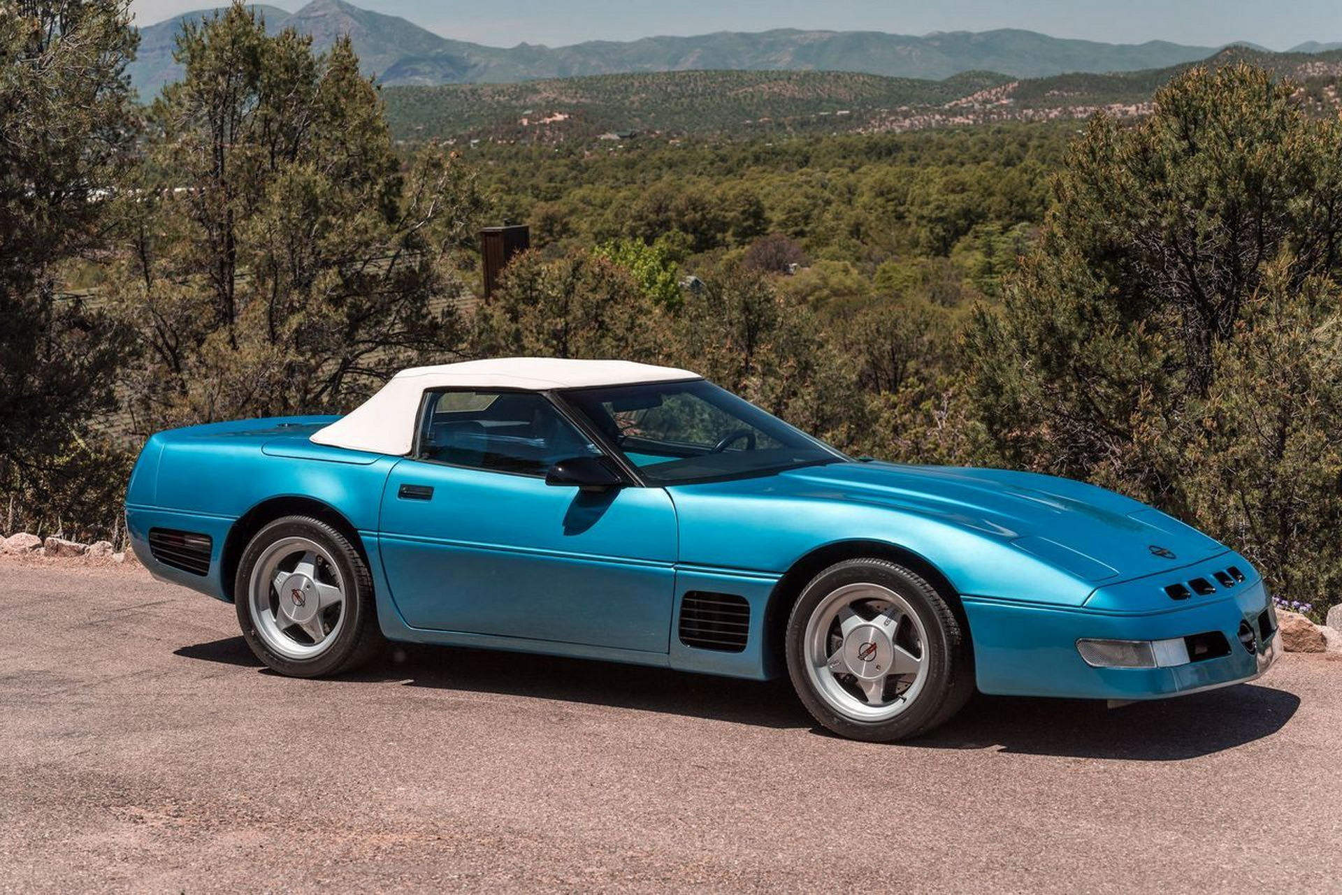 Chevrolet Corvette 1989