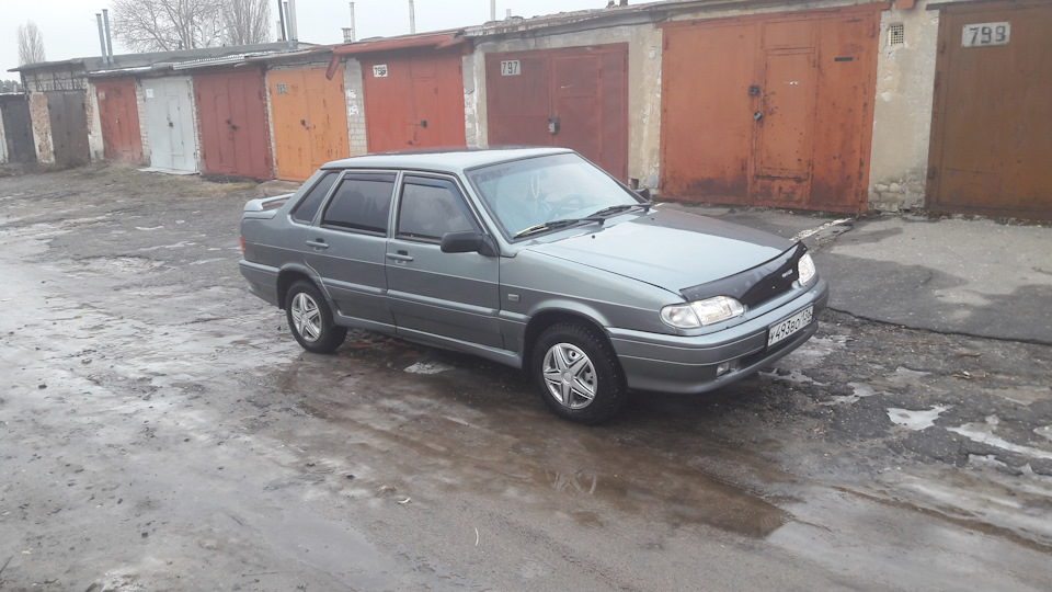 Замена передних колодок тиир 295 — Lada 2115, 1,6 л, 2008 года ...