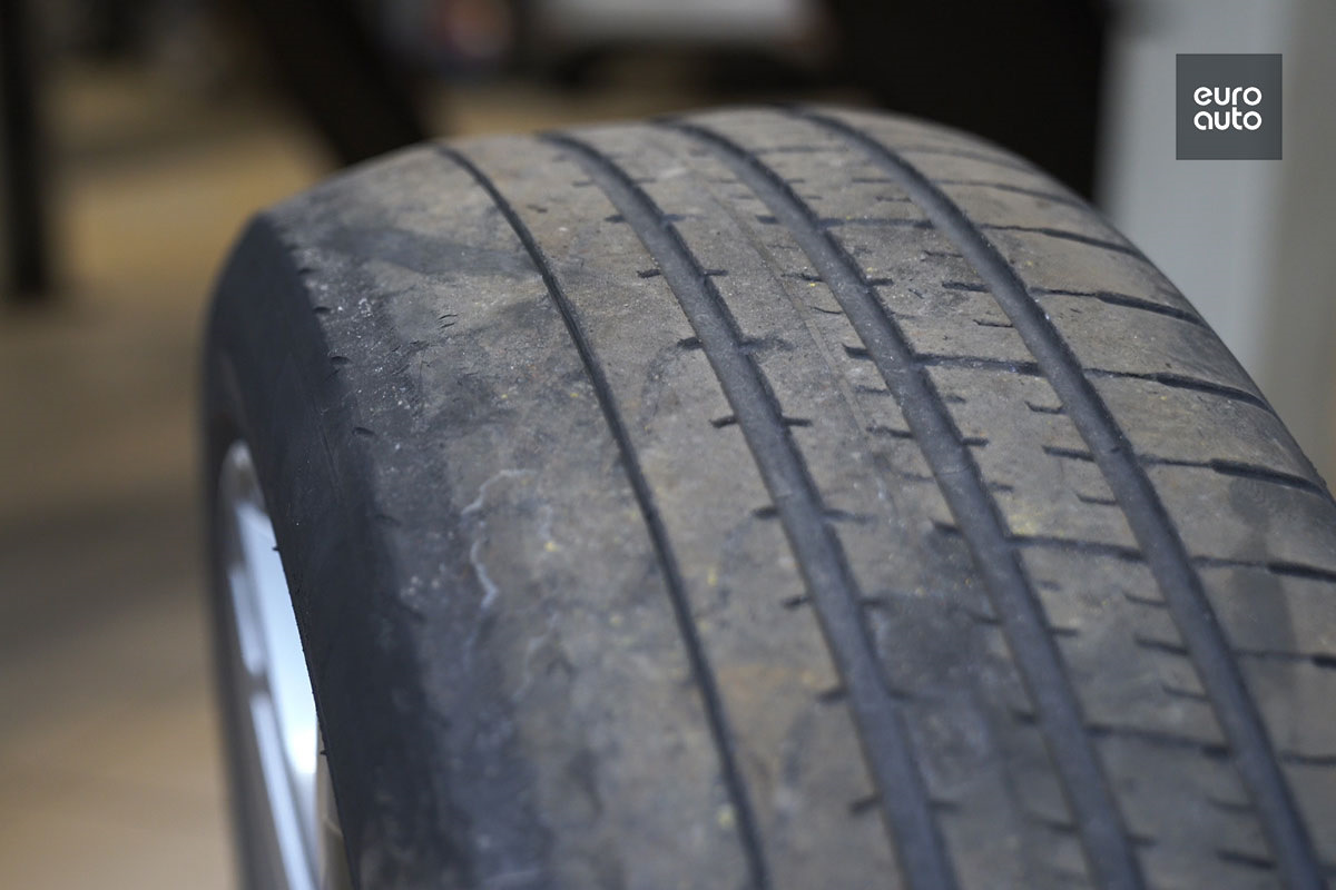 Неравномерный износ резины? Повод проверить схождение — EuroAuto на DRIVE2