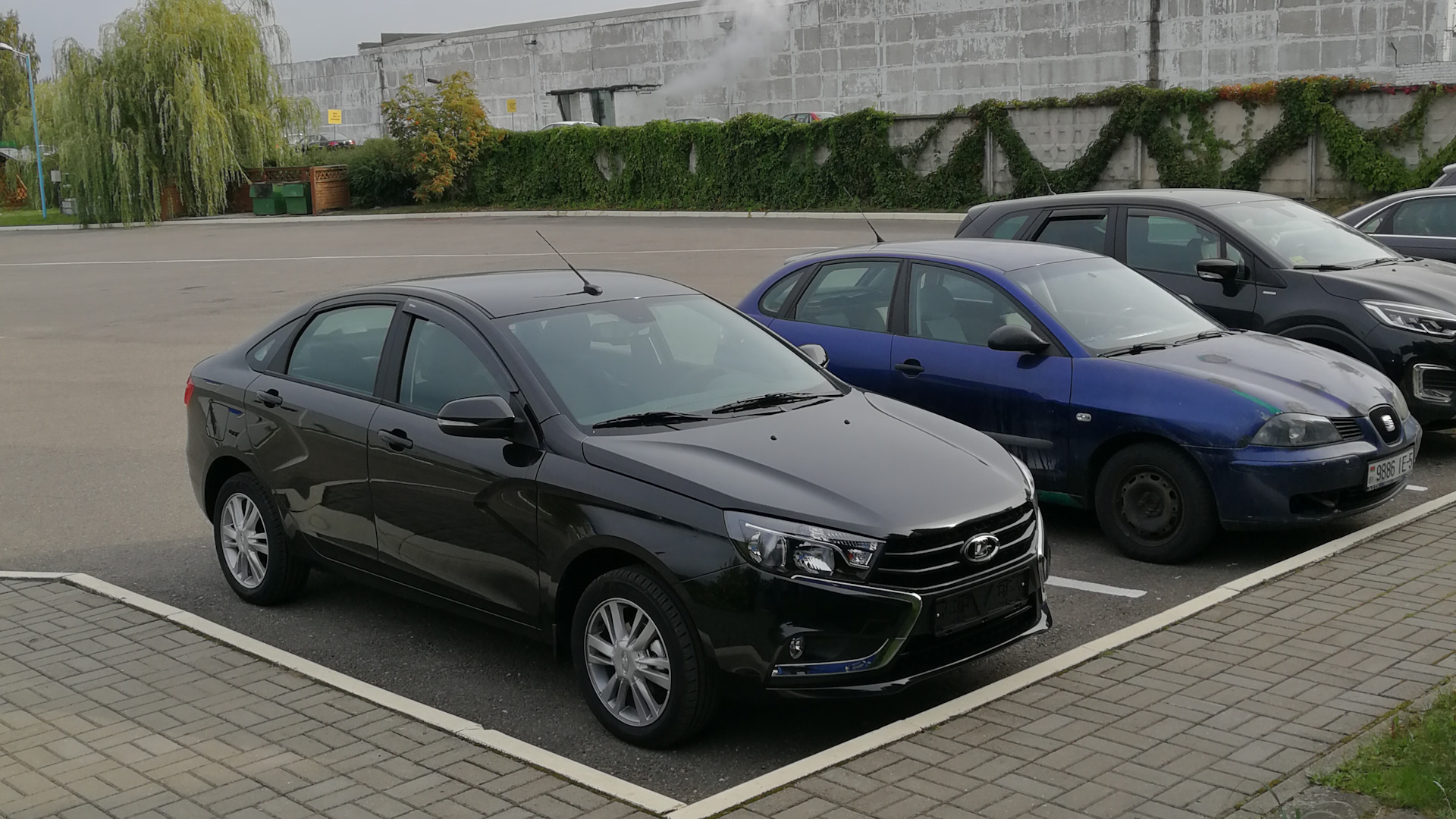 Lada Vesta Black