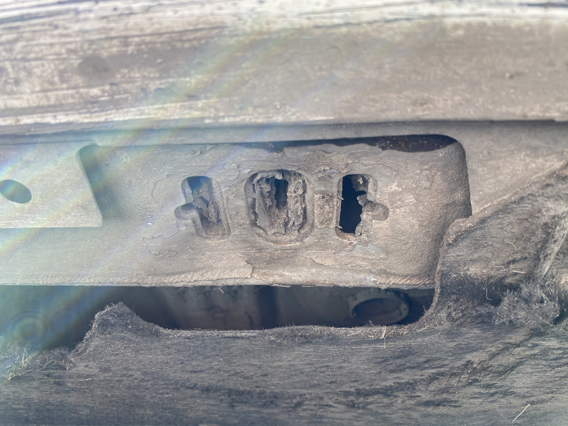 Поддомкратник е39. Поддомкратник БМВ е39. BMW e39 поддомкратники. Поддомкратник BMW f30. Поддомкратник е36.