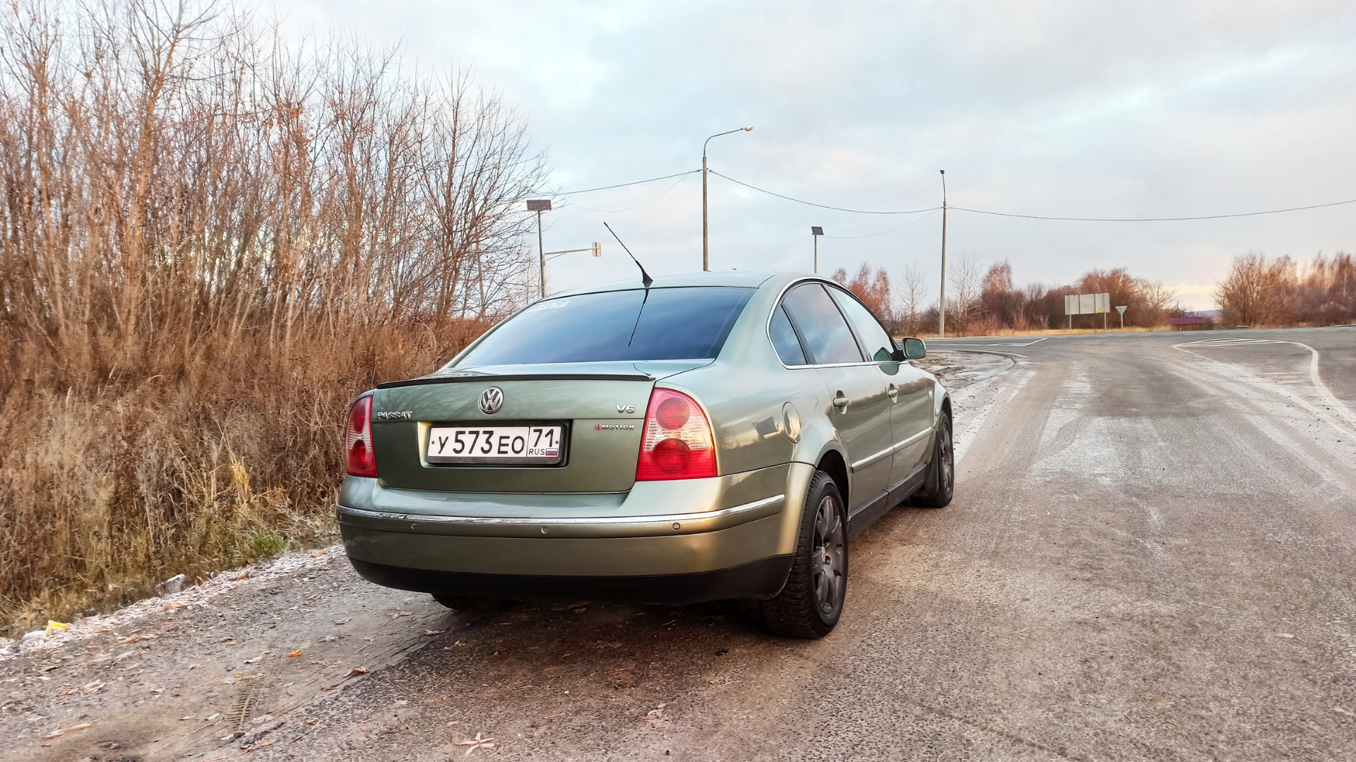 Короткая антенна. — Volkswagen Passat B5, 2,8 л, 2002 года | стайлинг |  DRIVE2