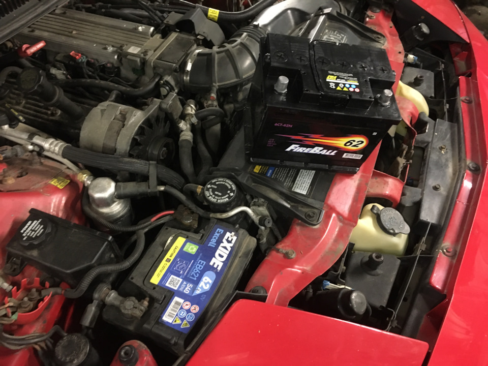 Меняем аккумулятор — Pontiac Firebird (4G), 5,7 л, 1993 года ...